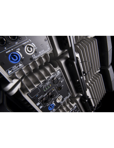 Axiom AX800A | Line Array Activo 2x8" con CORE DSP | 101dB