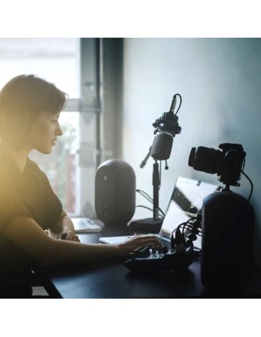 JBL 104 Monitores Estudio | Conseguilo al mejor precio en 101dB